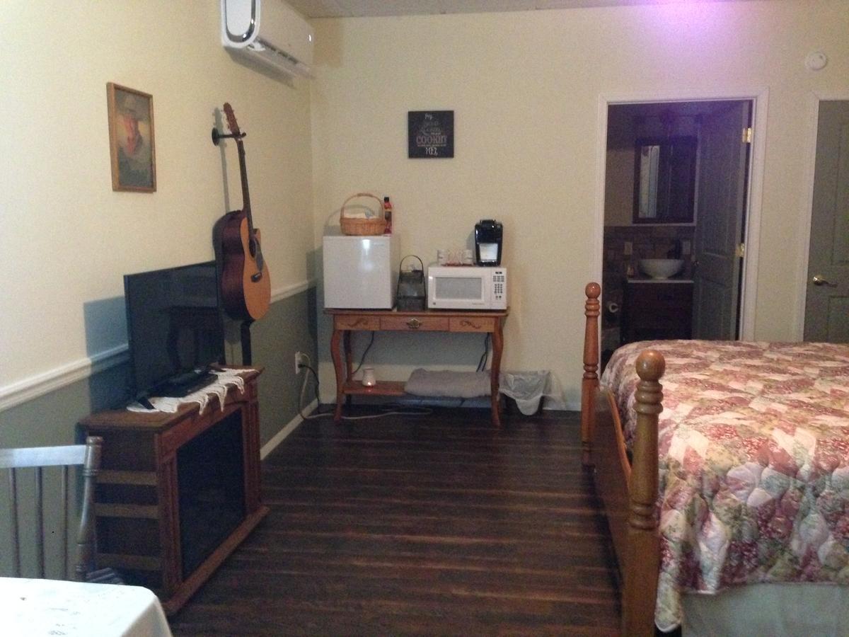 Swan Song Inn Marshfield Extérieur photo