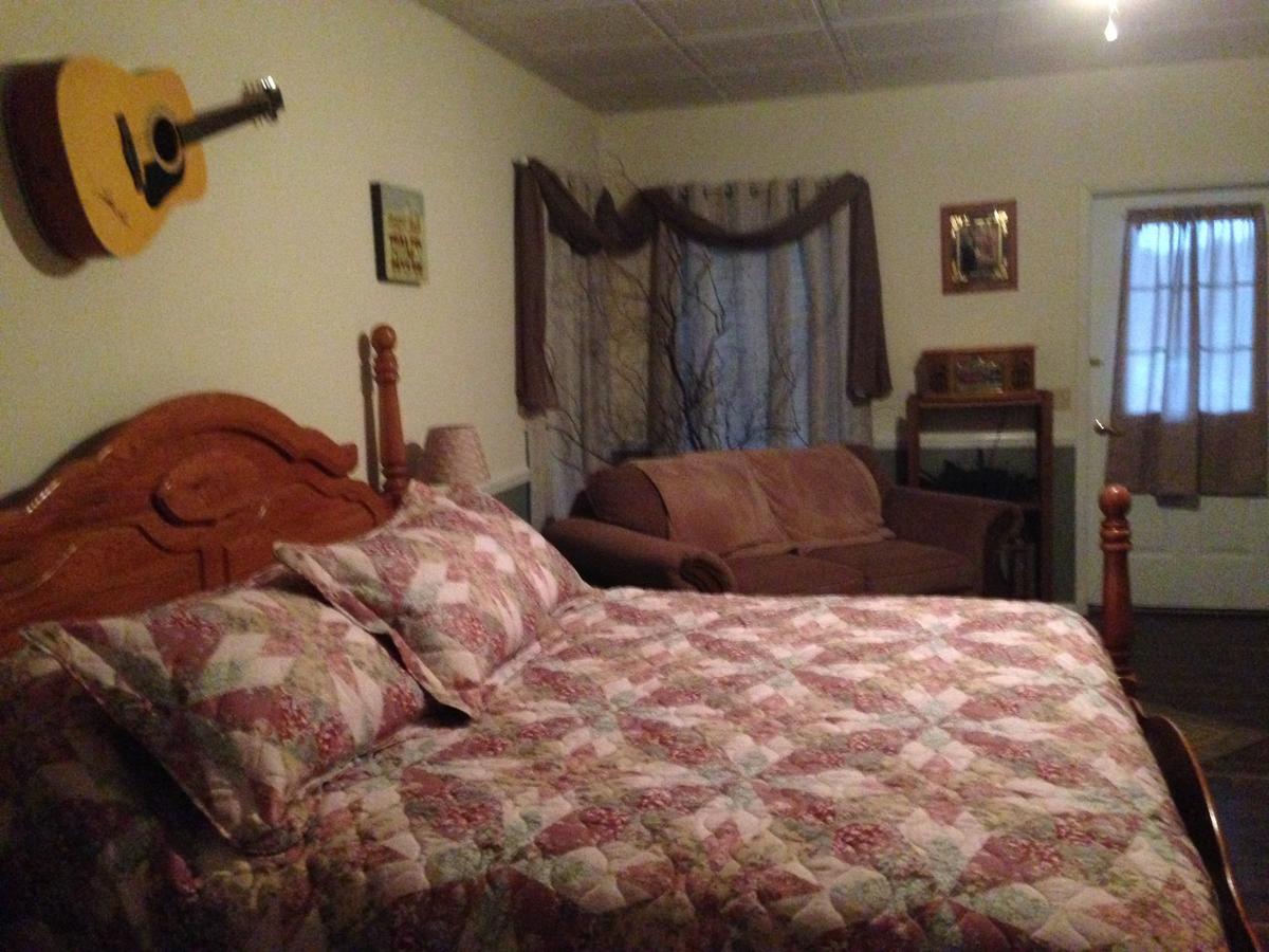 Swan Song Inn Marshfield Extérieur photo